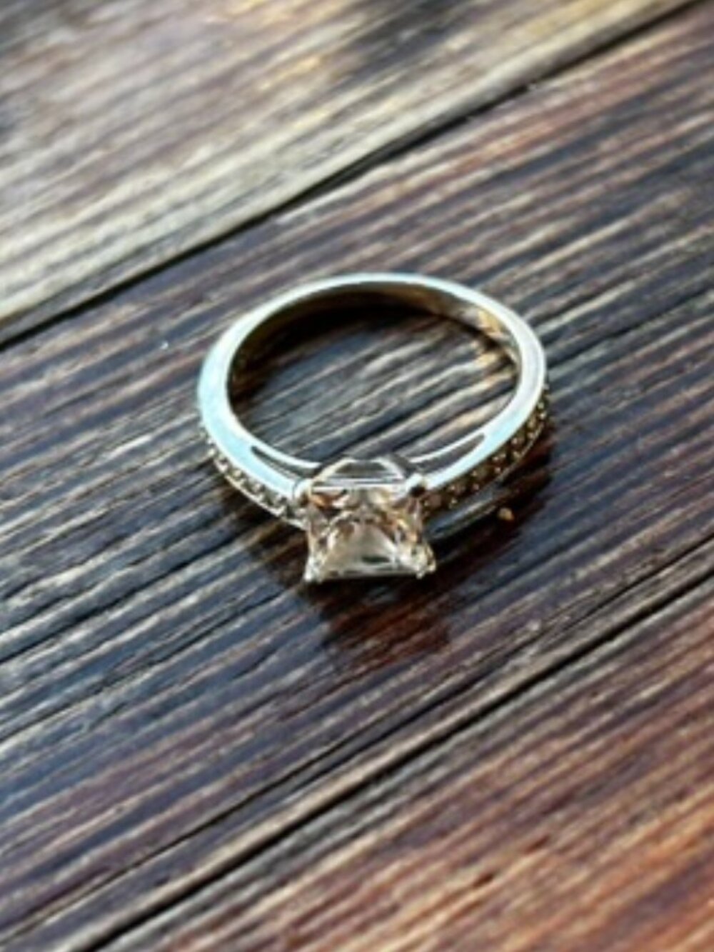 Pandora Solitaire Ring Size 5.5-6, Size 52 - Picture 4 of 4